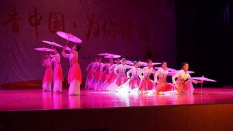 成人合唱加诗朗诵视频,成人合唱与诗朗诵视听盛宴