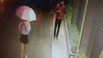 成人压腿痛苦女生视频,女生挑战成人压腿极限