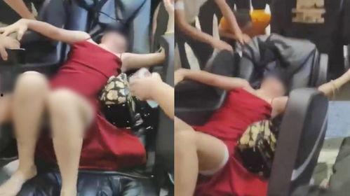 成人压腿痛苦女生视频,女生挑战成人压腿极限