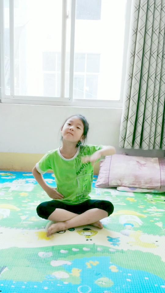 让女儿跳成人舞蹈视频,视频记录成长瞬间  第3张