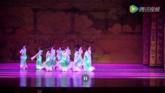 大型群舞成人舞蹈视频,大型成人舞蹈视频精彩瞬间回顾  第3张