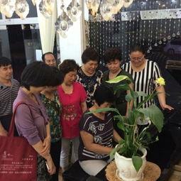 成人女生钢琴演出视频,展现女性音乐才华的动人瞬间