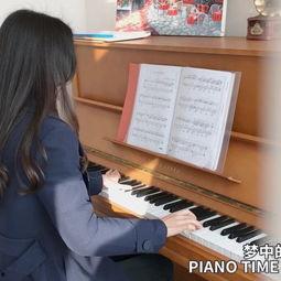 成人女生钢琴演出视频,展现女性音乐才华的动人瞬间  第3张